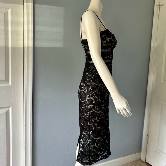 Avery G lace cocktail dress - Picture 3 of 6